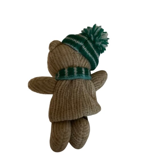 Teddy Bear Plush Toy 2 Finger Puppet Winter Hat & Scarf Green - Picture 3 of 5